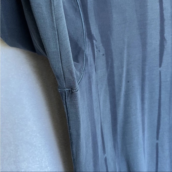 Lululemon Five Year Basic Men Sz M Tie Dye Long Sleeve Shirt Blue Soft Gym READ - Picture 2 of 12